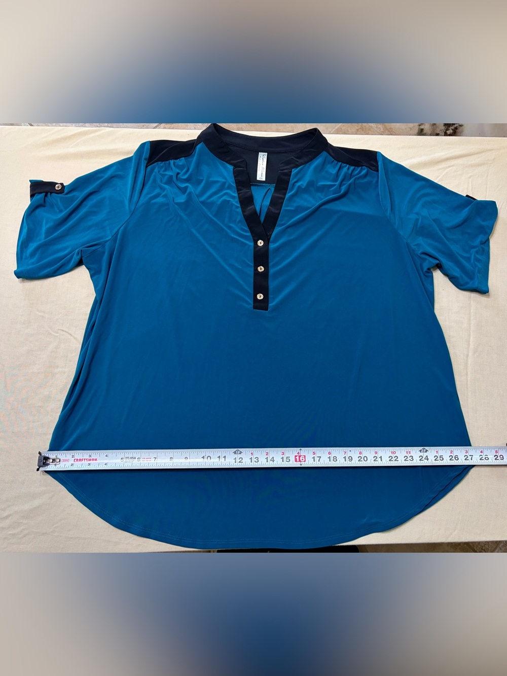 Per Seption Women’s 3X Blue/Black Colorblock V-Neck Short Sleeve Blouse, Buttons